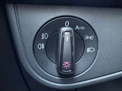 Fahrzeugabbildung Volkswagen Polo VI Highline Sitzh. Navi ACC Kamera. App