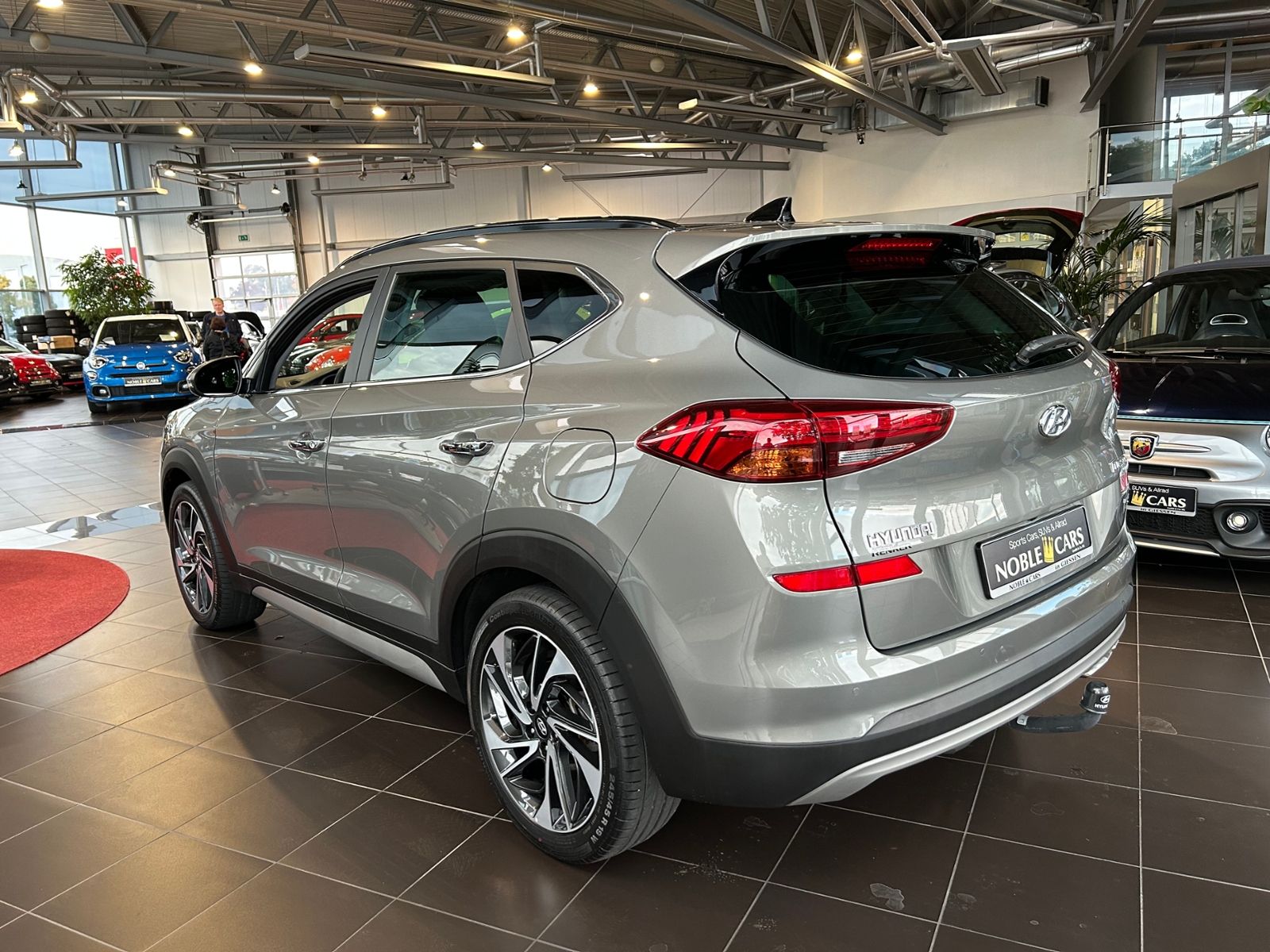 Fahrzeugabbildung Hyundai TUCSON Premium 4WD PANO AHK LED NAVI