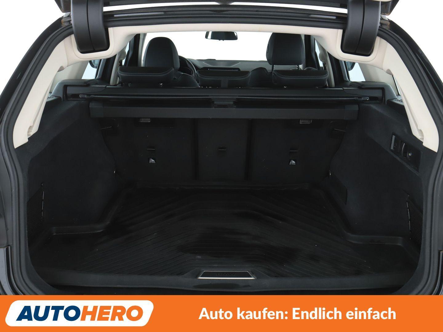 BMW 320i Advantage Aut.*HUD*LED*NAVI*AHK*SHZ*PDC*