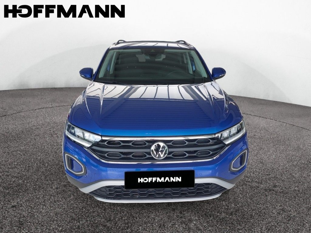 Fahrzeugabbildung Volkswagen T-Roc 1.5 TSI DSG Life AHZV Anschlußgarantie