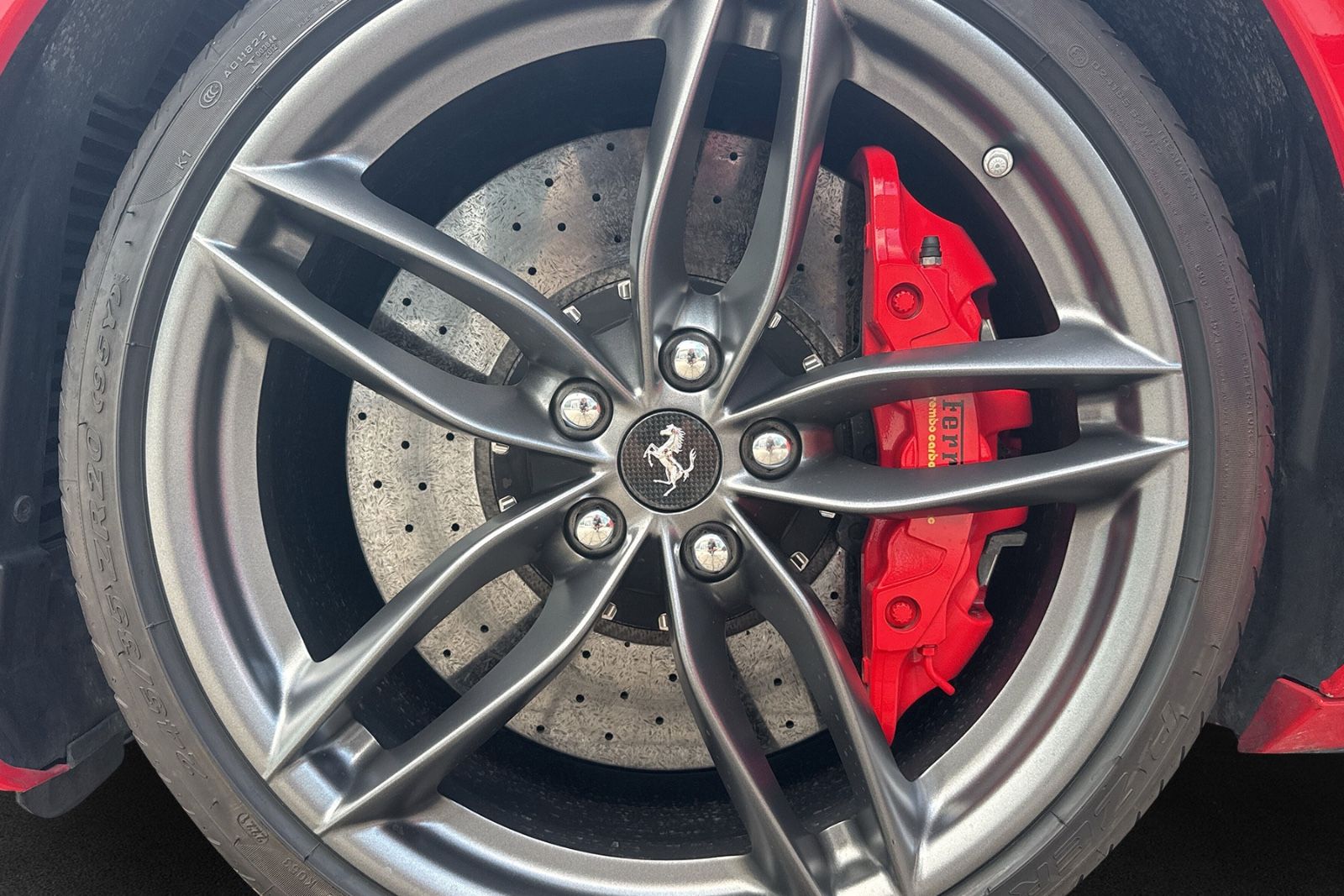 Fahrzeugabbildung Ferrari 488 GTB*Dt.Auto*LED Lenkrad*Lift*Racing Seats