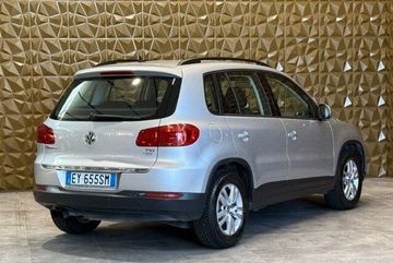 Volkswagen Tiguan - 9