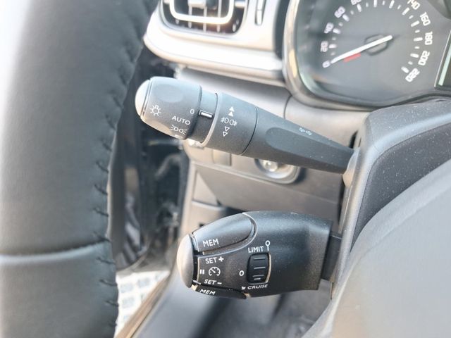 Citroën C3 Max 1.2 PureTech 110 °LED°Navi°RFK°PDC°AAC°
