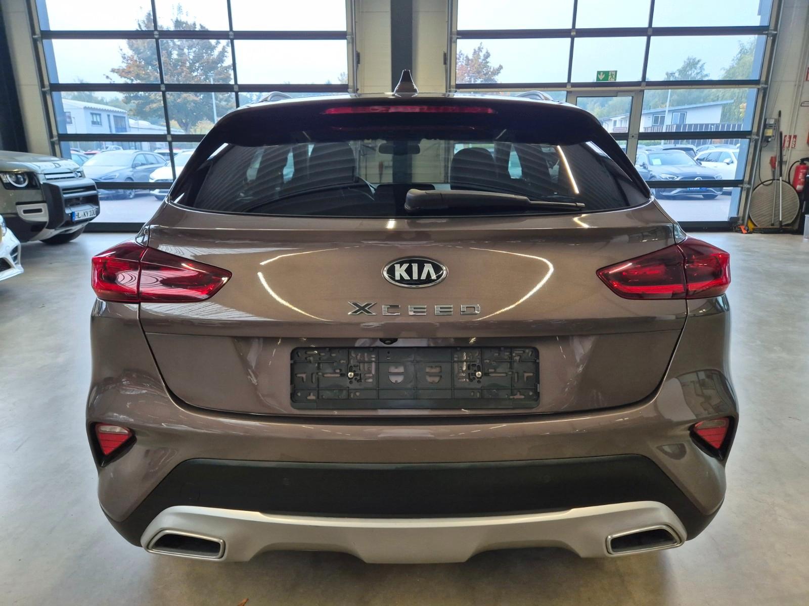 Kia XCEED AUT TEILLEDER NAVI SITZHZ CAMERA SPURPAKET