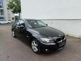 BMW 320d Edition Sport 3.Hand*Navi*Xenon*Leder - : Schaltgetriebe