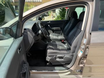 Volkswagen Golf - 11