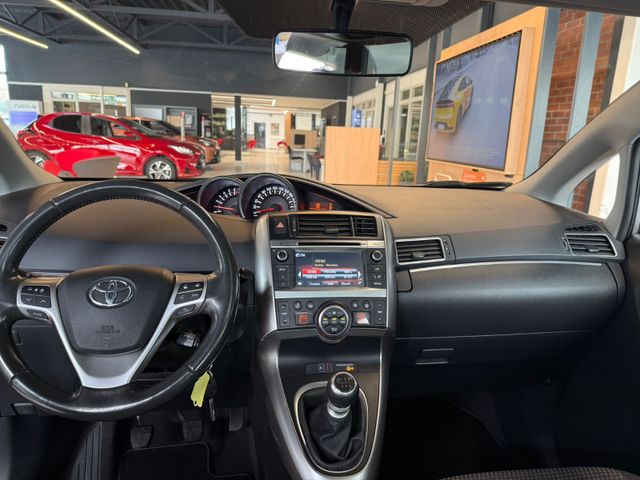 Toyota Verso SkyView Edition