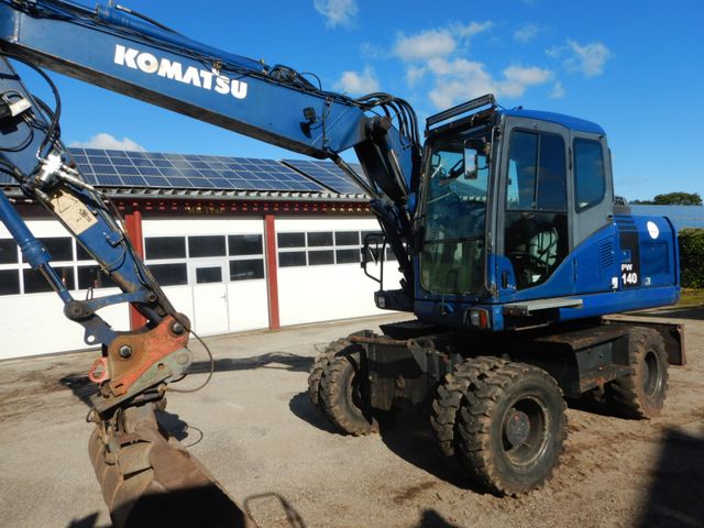 Komatsu PW140 -8200 hours 2007