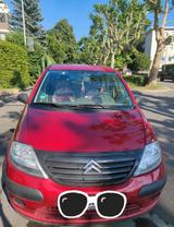 Citroën Citroen C3, rot - gebrauchte Citroën C3 aus dem Jahr 2005