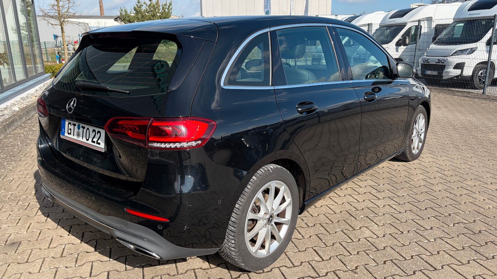 Fahrzeugabbildung Mercedes-Benz B 180  CDI Progessive