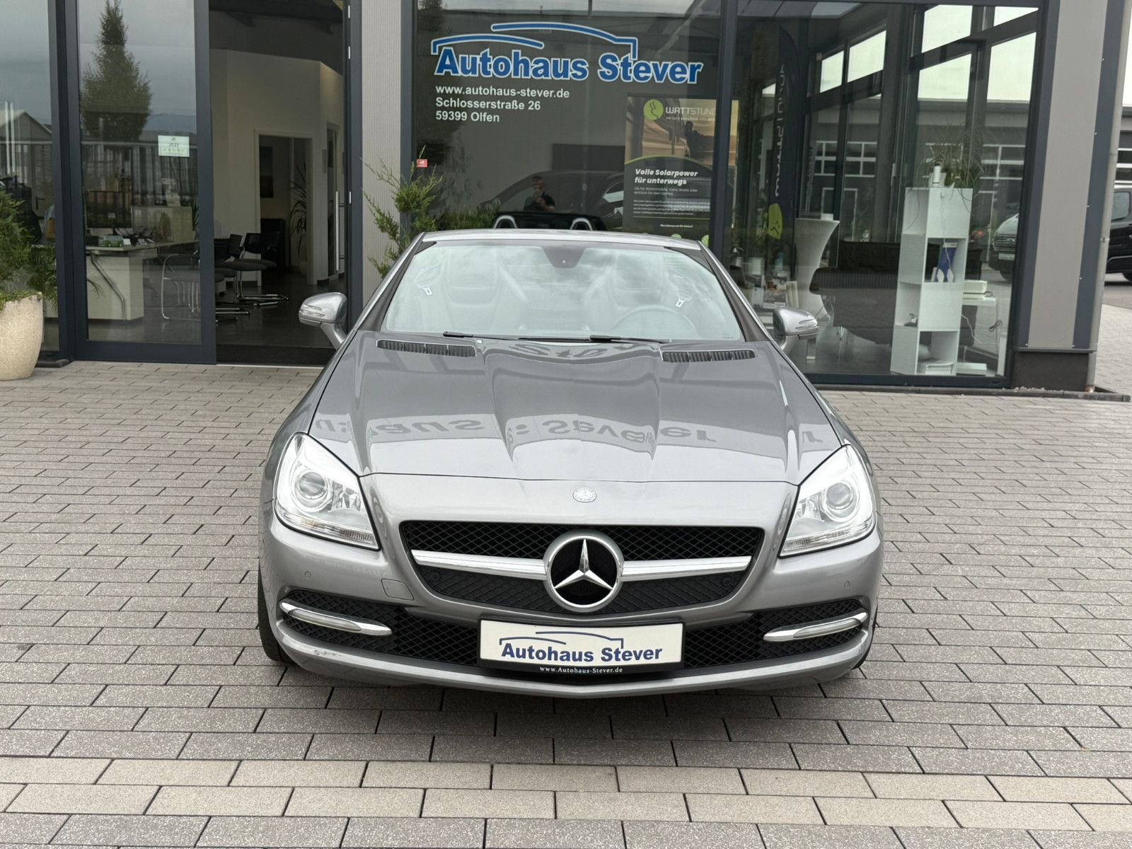Fahrzeugabbildung Mercedes-Benz SLK 200 Roadster NAVI KLIMA LEDER AIRSHAFT PDC