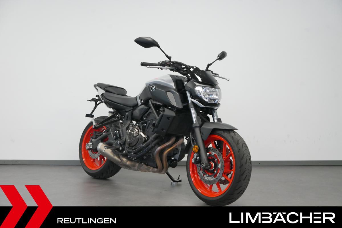 Yamaha MT 07 - Mini-Blinker, Heckumbau, Griffheizung