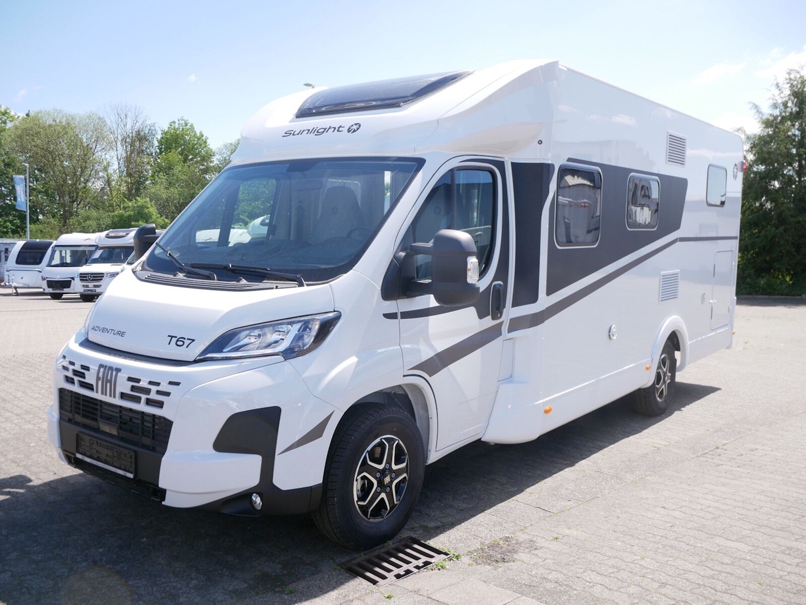 Fahrzeugabbildung Sunlight Adventure T 67 Fiat
