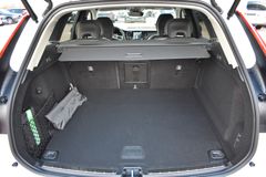 Fahrzeugabbildung Volvo XC60 B5 D AWD Ultimate Dark*STDHZG*360°*ACC*AHK