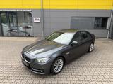 BMW 530 d/LIMOUSINE/LEDER/AHK/SHZ/SCHIEBD*/HEAD UP - BMW 530: 530d