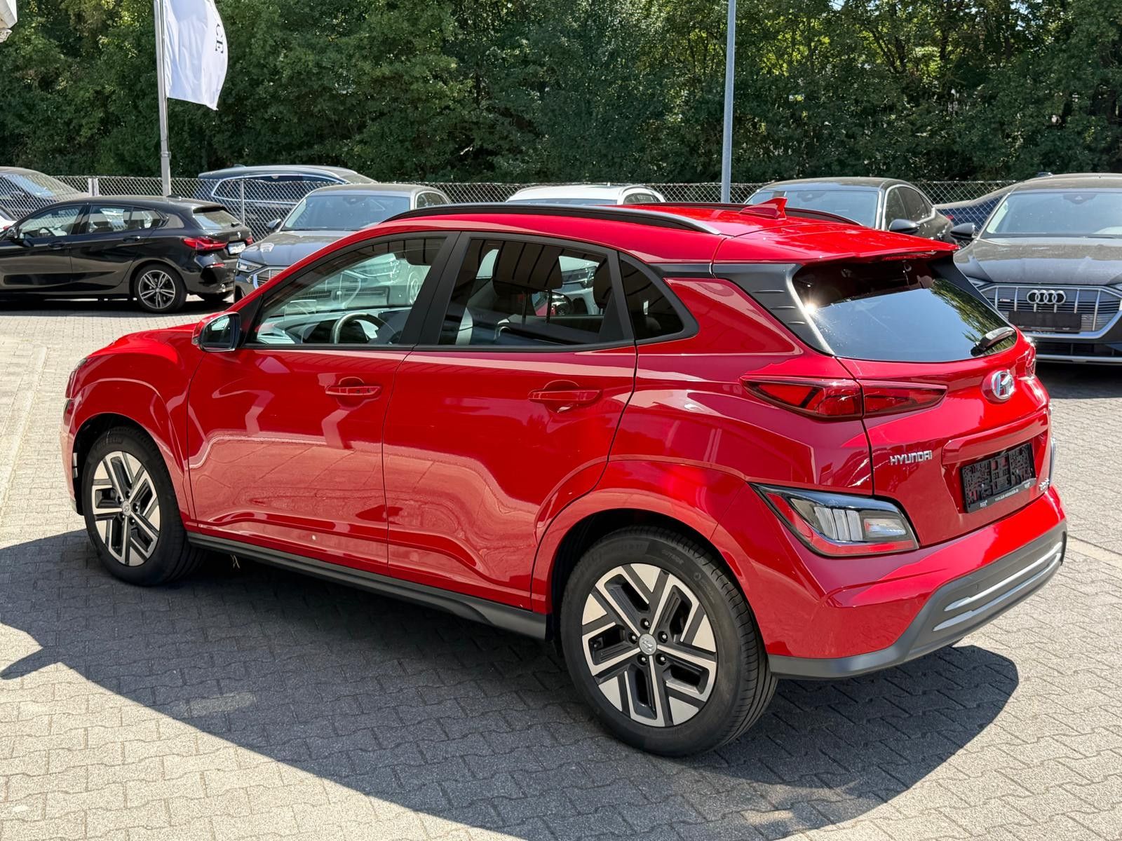 Fahrzeugabbildung Hyundai Kona Elektro Prime NAVI+LED+SHZ+HEAD+KAM+ACC+AHK