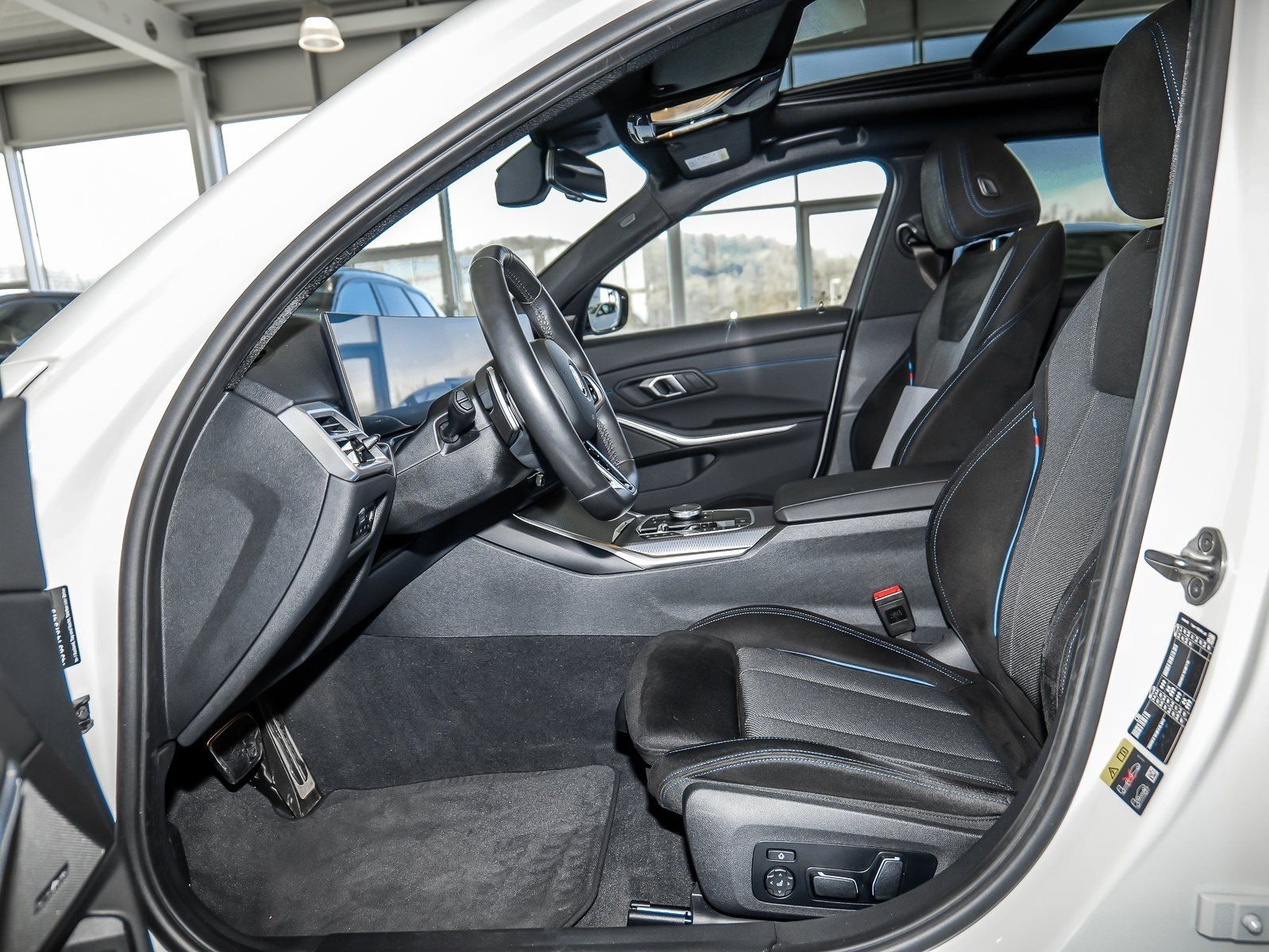 BMW 330 - Bild 6