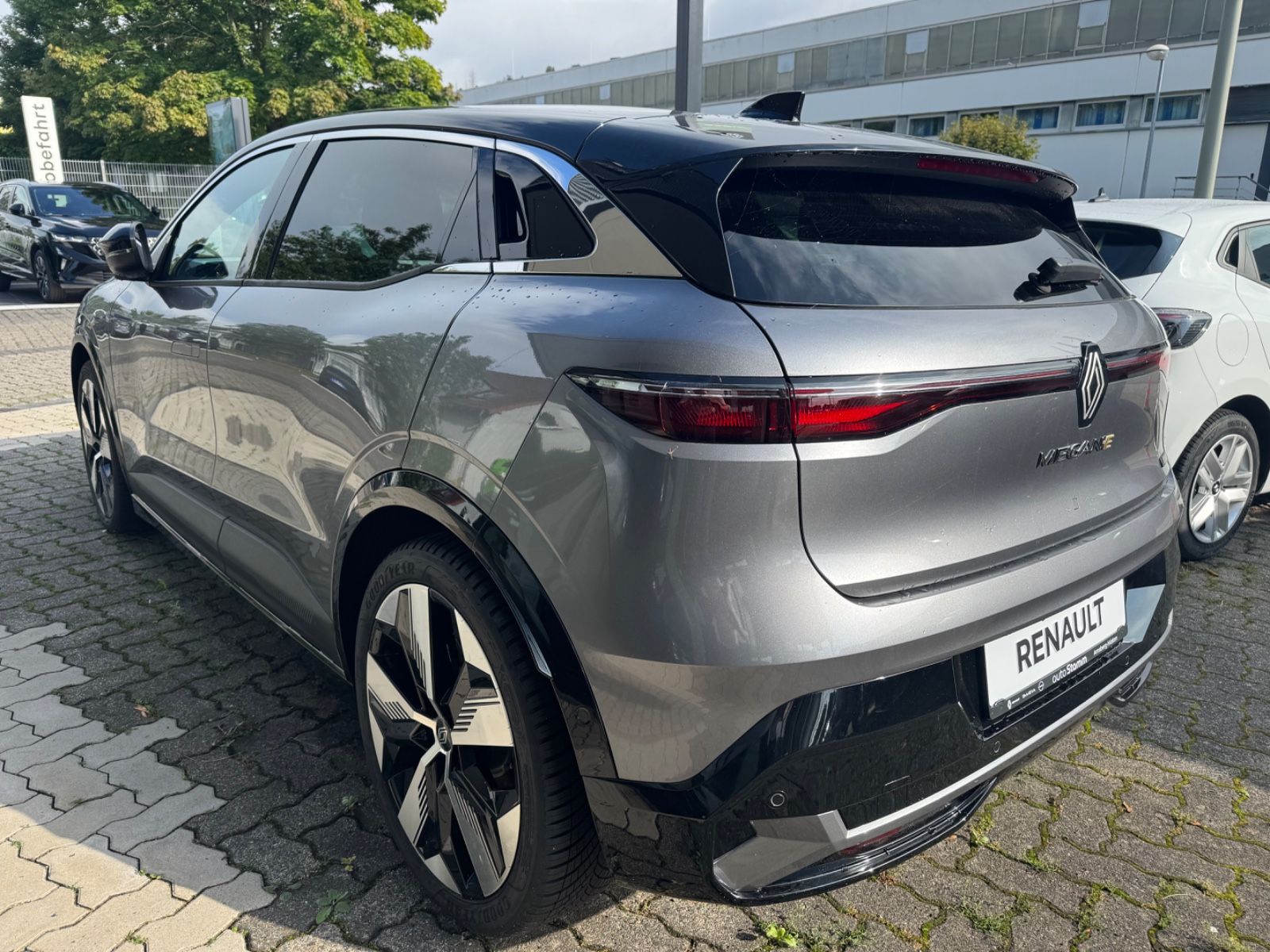 Renault Megane E-TECH - Bild 12