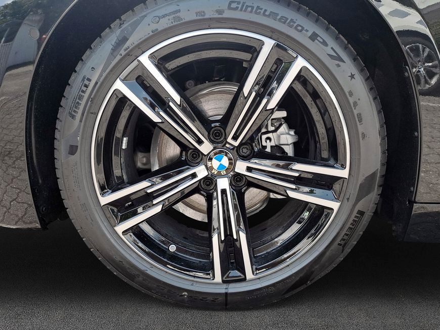 BMW 218 - Bild 7