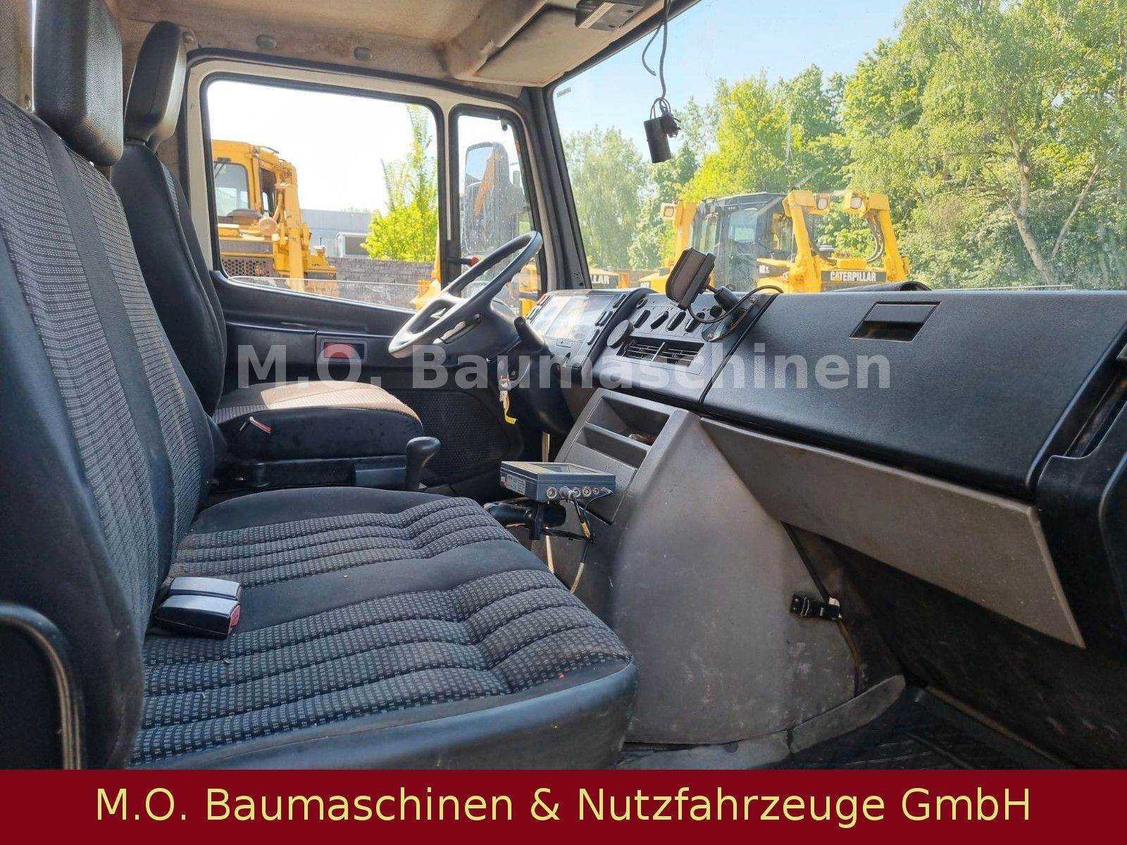 Fahrzeugabbildung Mercedes-Benz Vario 818 D / Euro 5  / Zöller Micro XL /