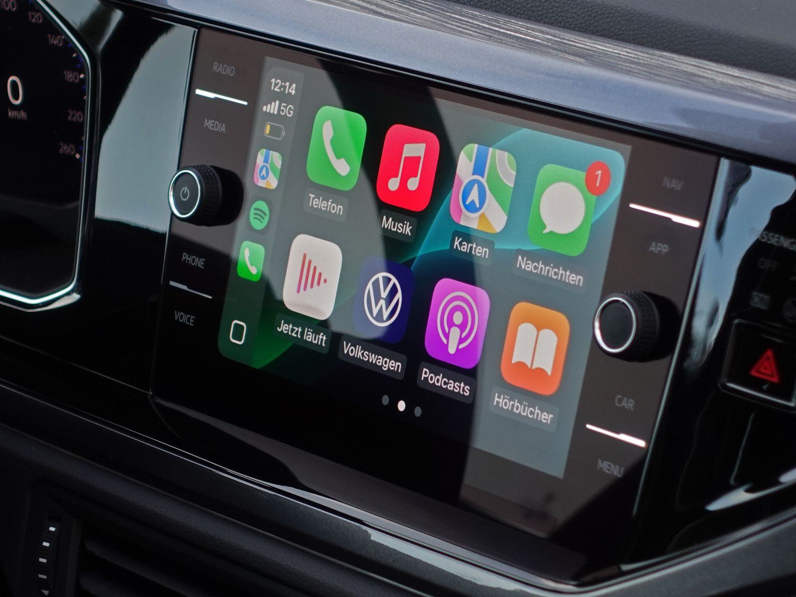 Fahrzeugabbildung Volkswagen Polo 1.0 TSI DSG Style Matrix Travel-Assist