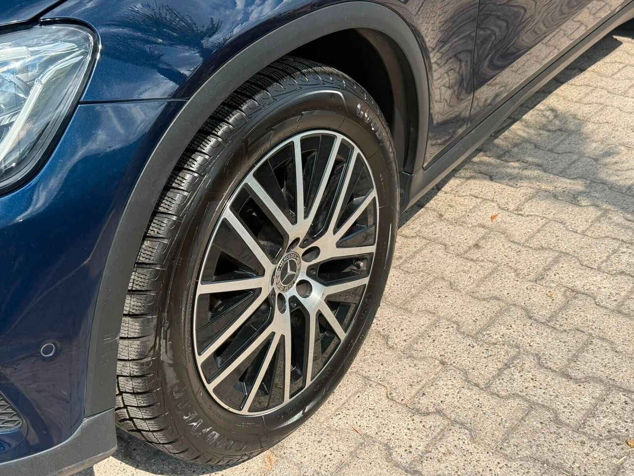 Mercedes-Benz Mercedes GLC SUV 220 d 4Matic Executive BLU CAVA imagem 3