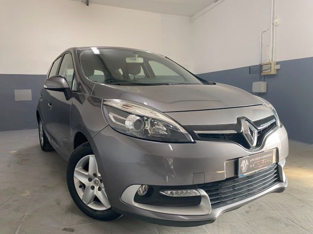 Renault Scenic Scénic XMod 1.5 dCi 110CV EDC Lim