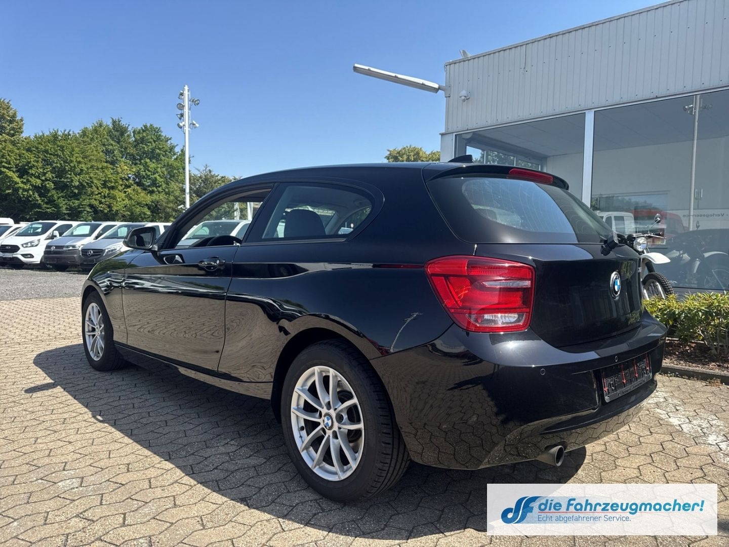 Fahrzeugabbildung BMW 116 i Sperrdiff. Fahrerprofil Keyless *EXPORT