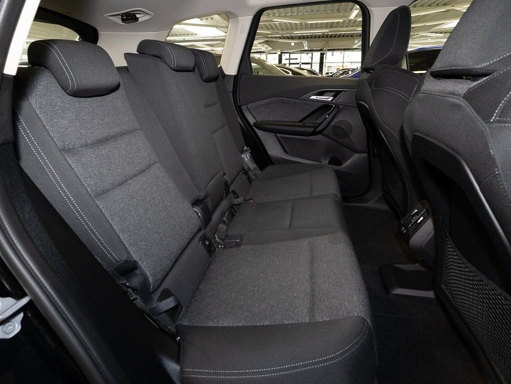 BMW iX1 - Bild 13