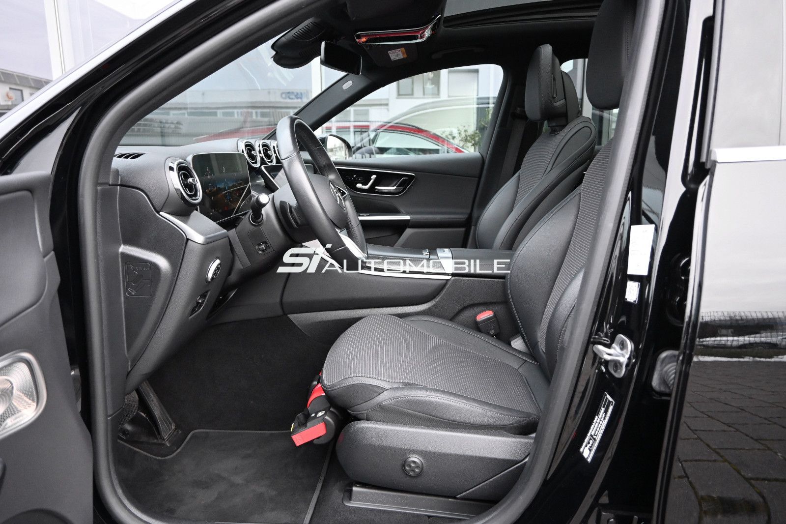 Fahrzeugabbildung Mercedes-Benz GLC 220 d 4M Avg Adv+ °AHK°MEMO°PANO°STHZG°BURM.