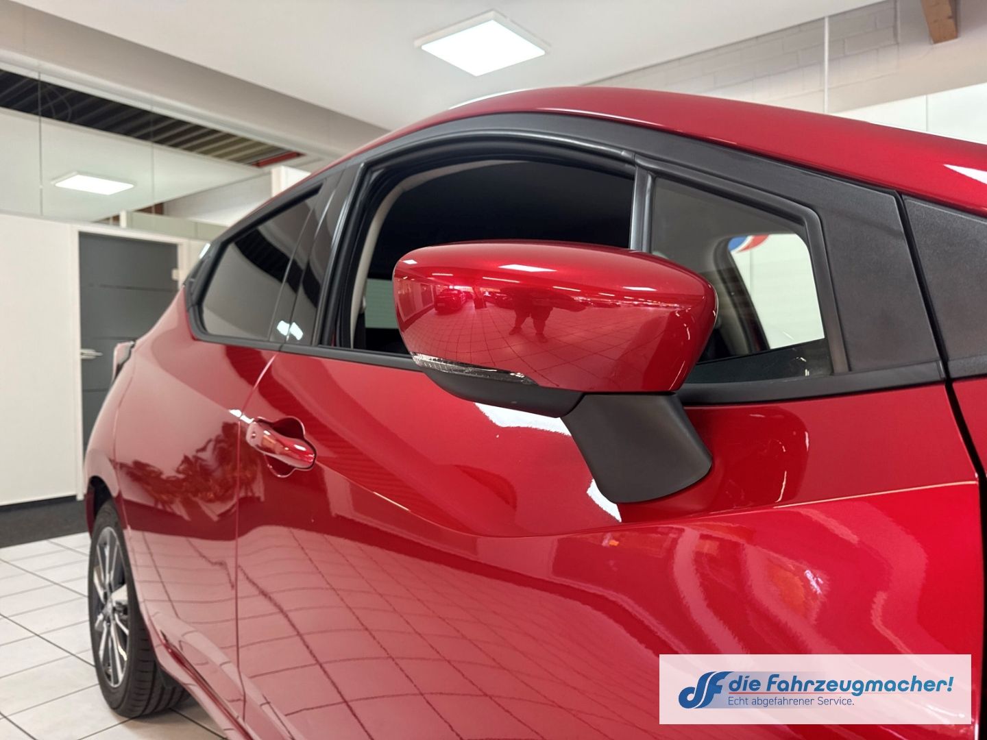 Fahrzeugabbildung Nissan Micra N-Connecta Navi DAB Ambientebeleuchtung SH