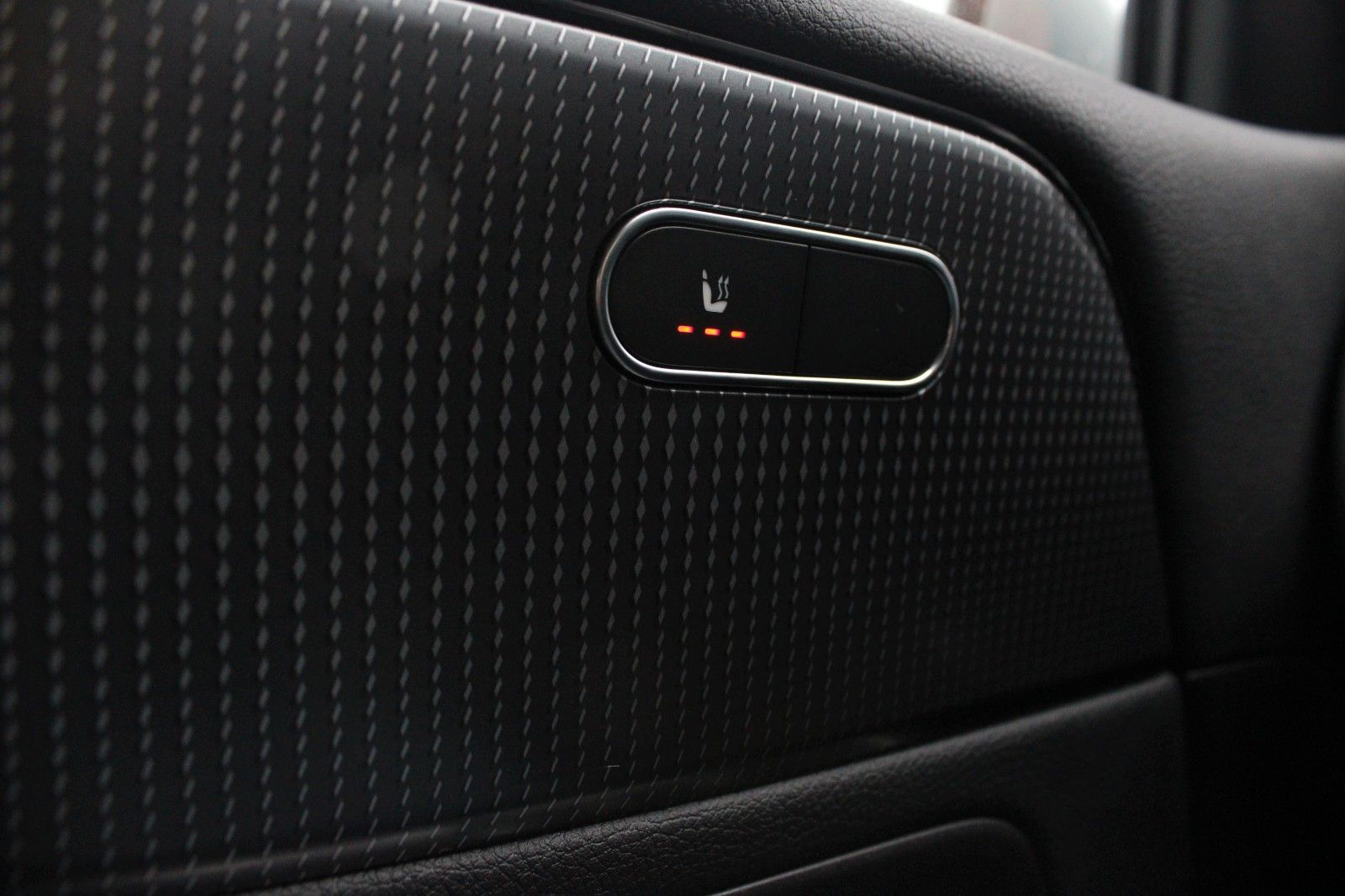 Mercedes-Benz B180 Progressive DCT LED+RFK+NAVI+SPURH.+DAB+GRA foto 7