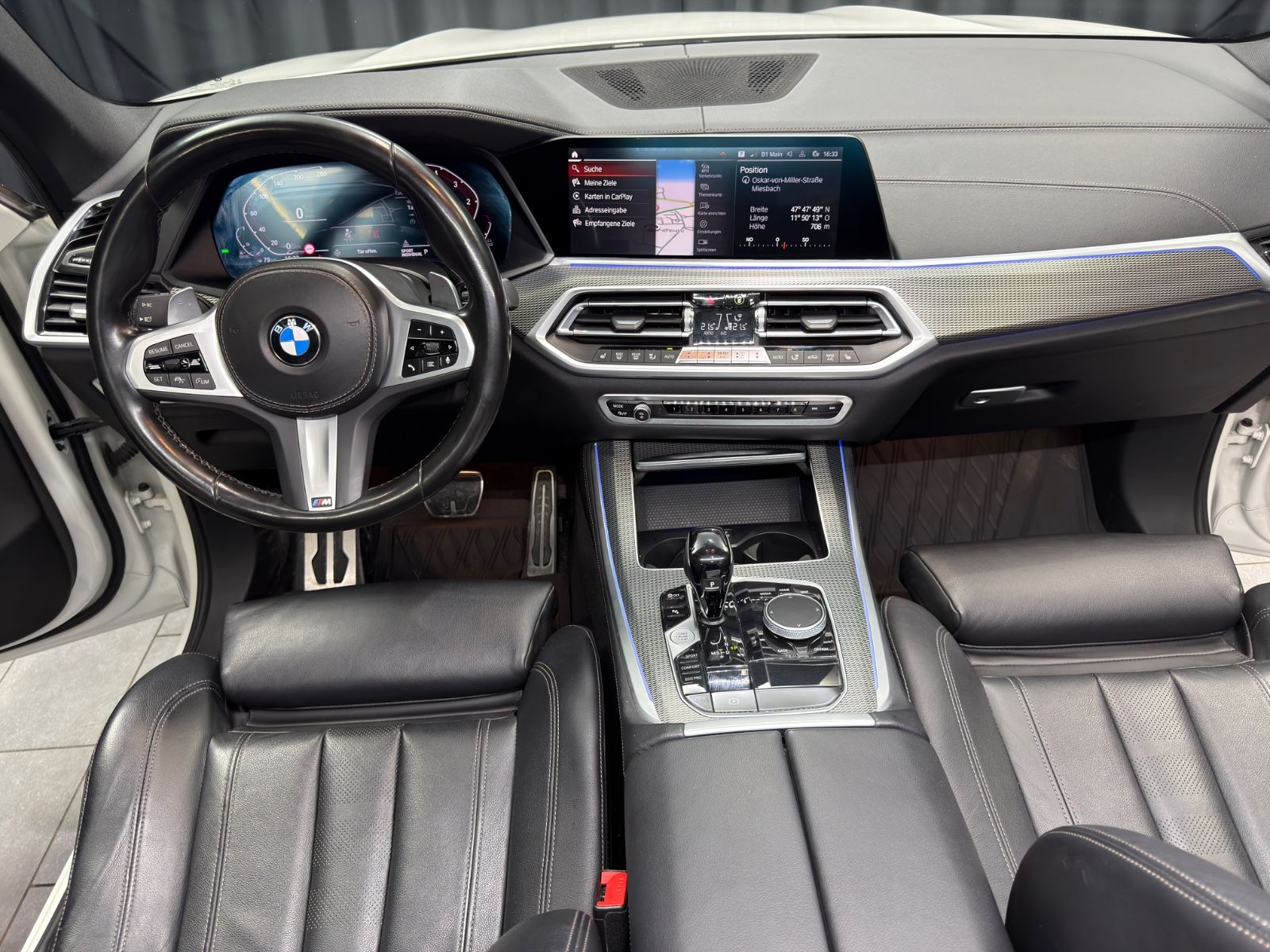 Fahrzeugabbildung BMW X5 xDrive 30d M SPORT|PANORAMA|NAVI|LED|21 ZOLL|