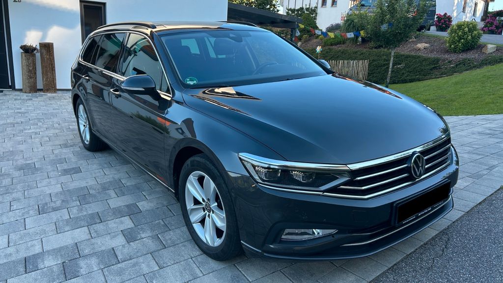 Image of Volkswagen Passat Variant