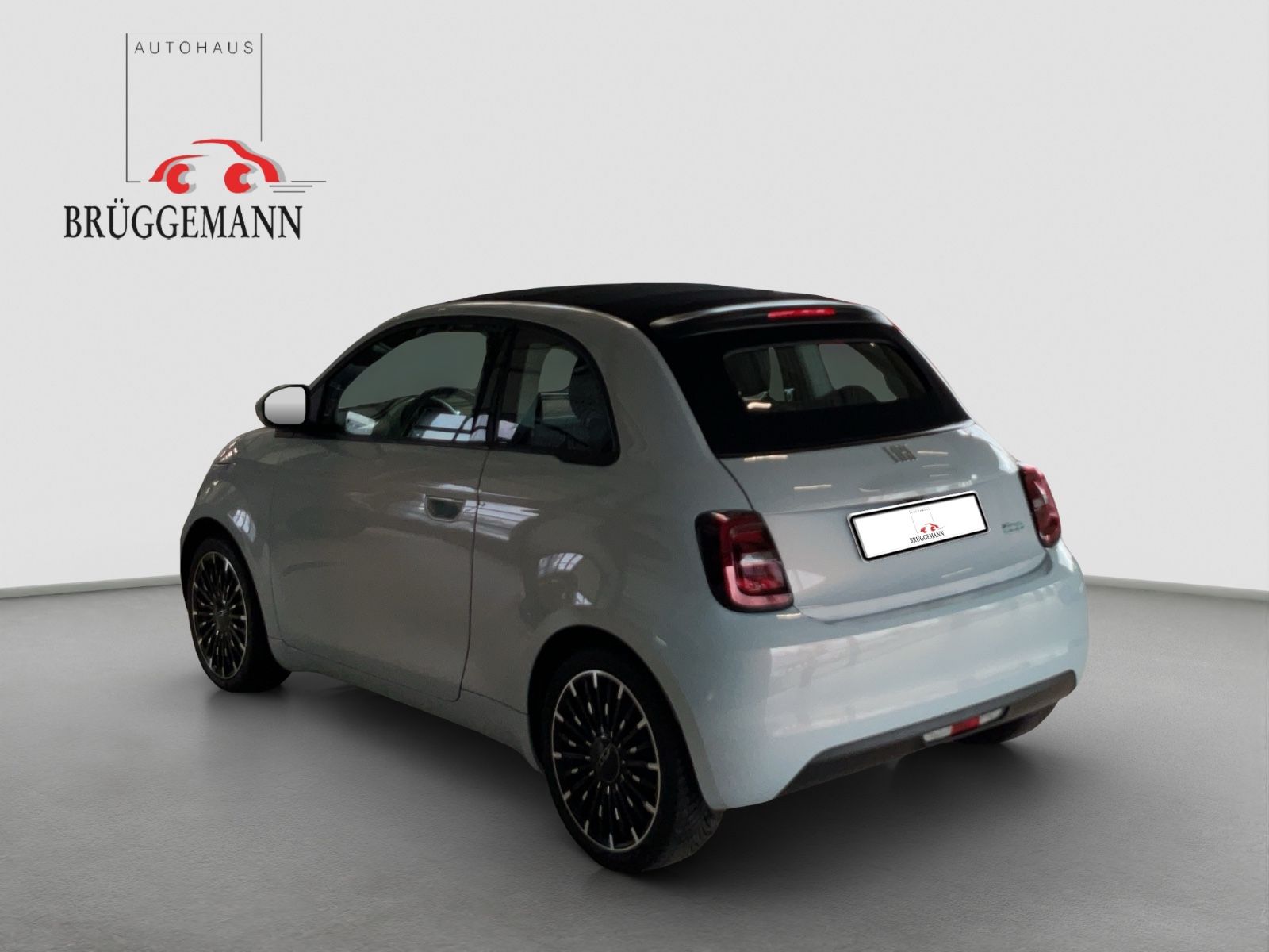 Fahrzeugabbildung Fiat 500 e Icon Cabrio Winter-Komfort Paket/Allwetter