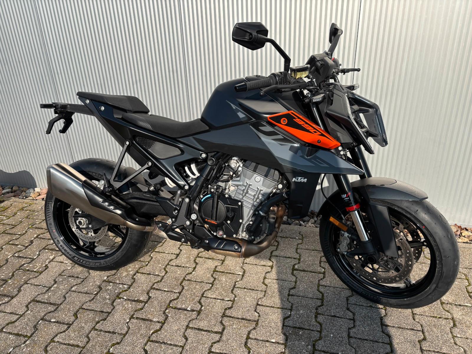 KTM 990 Duke