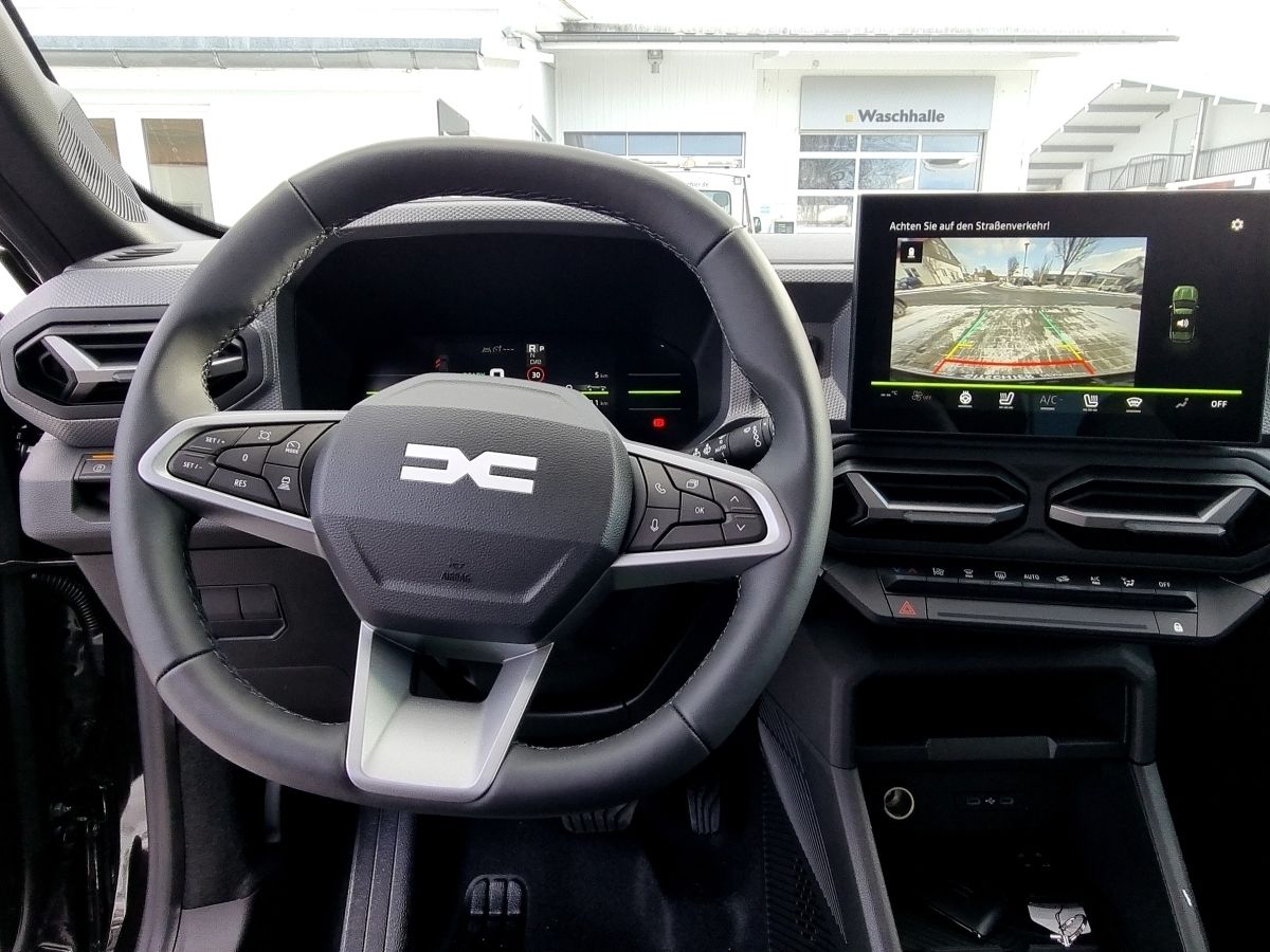 Fahrzeugabbildung Dacia Duster Journey hybrid 155