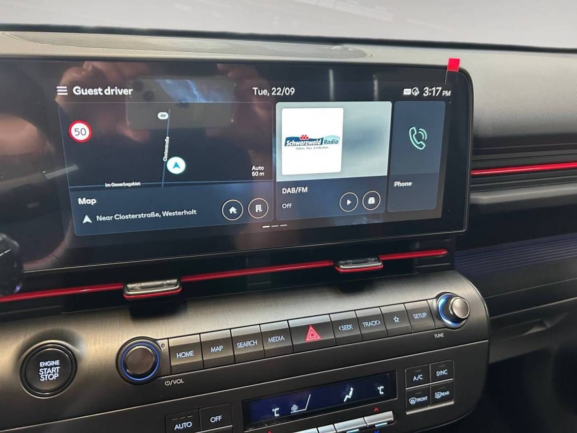 Fahrzeugabbildung Hyundai KONA (MY27) 1.6 T-GDI(150 PS) 6-MT N Line Elektr