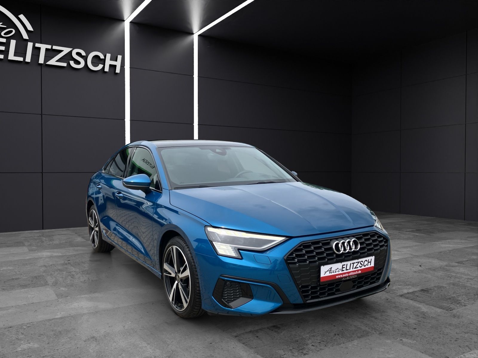 Fahrzeugabbildung Audi A3 Limousine 35 TFSI advanced MATRIX Navi ACC AH
