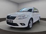 Skoda Fabia Best of Navi Bluetooth Klimaaut. SHZ - Skoda Fabia Gebrauchtwagen in München
