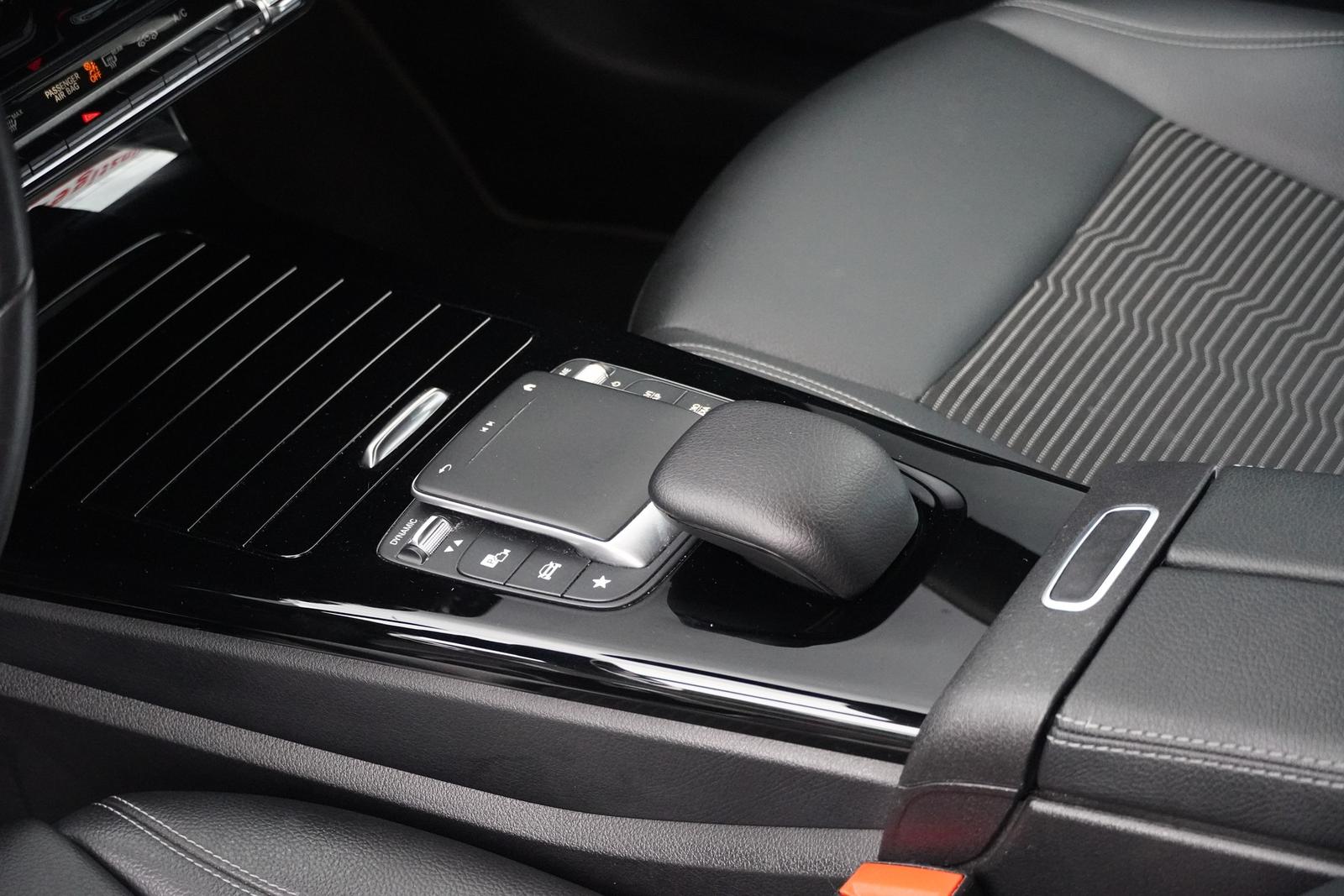 Mercedes-Benz A-Class A180 Progressive LED Navi DAB Sitzheizung, миниатюра 26