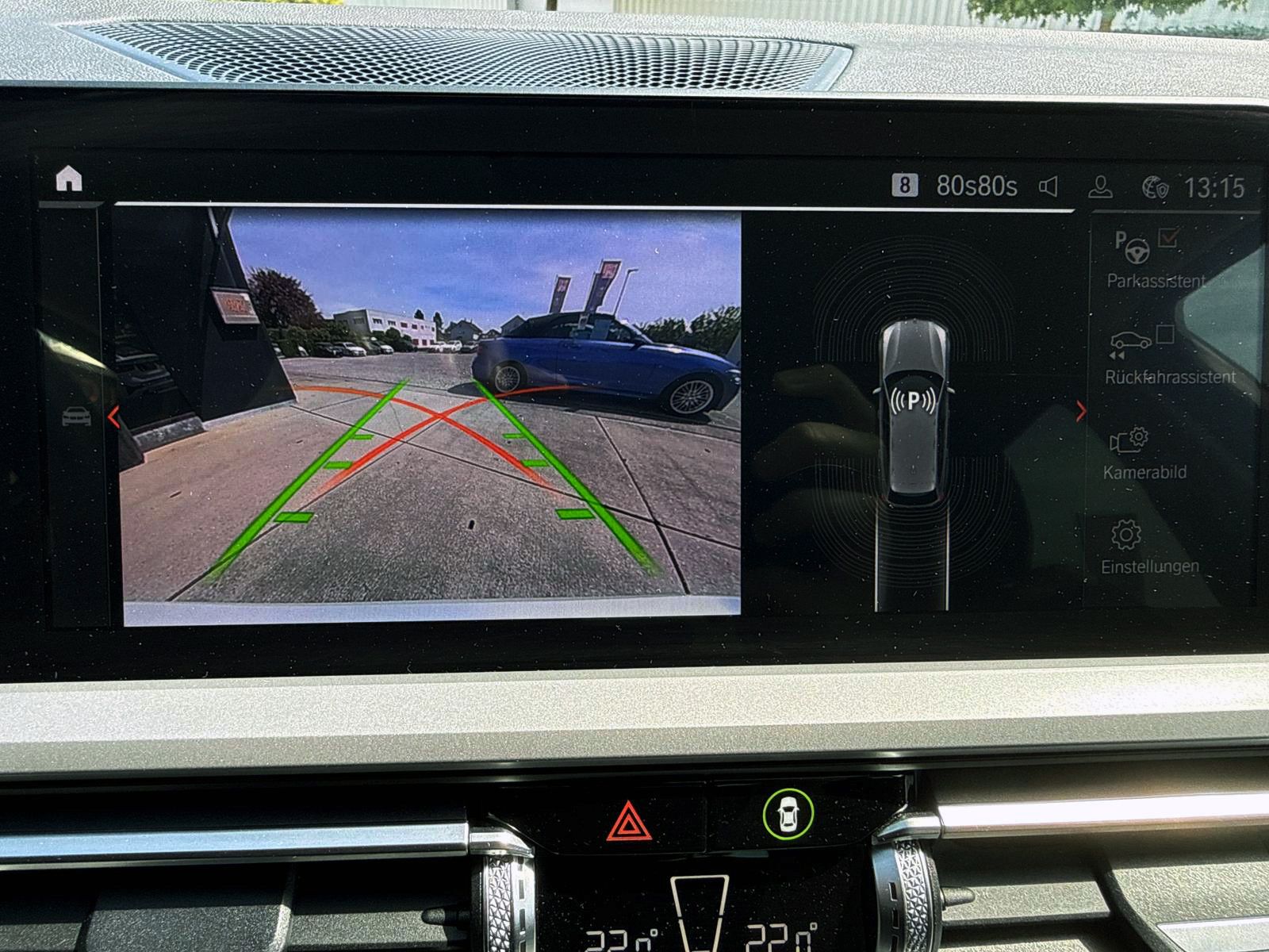 Fahrzeugabbildung BMW 320d Touring Steptr. Advantage LED ACC AHK KAM
