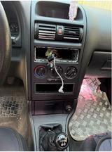 Opel Astra G 1.6i Limousine EDITION 100 ''FAHRBEREIT' - Opel Astra aus 1999: 1.6