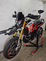 Aprilia Dorsoduro 900 Neuwertig  - APRILIA DORSODURO 900