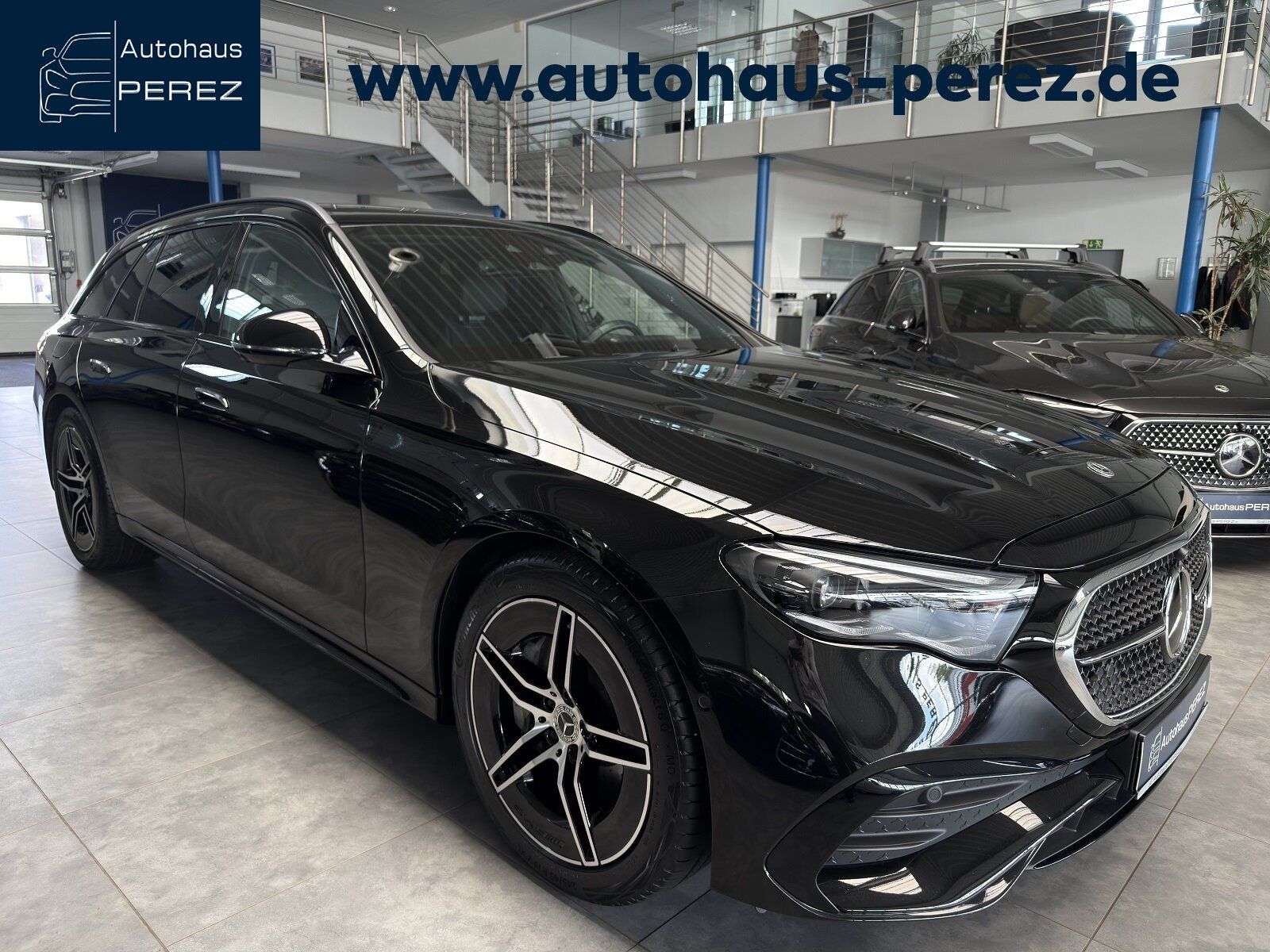 Mercedes-Benz E 300 T e AMG PREMIUM + AIRMATIC-SUPERSCREEN-AHK