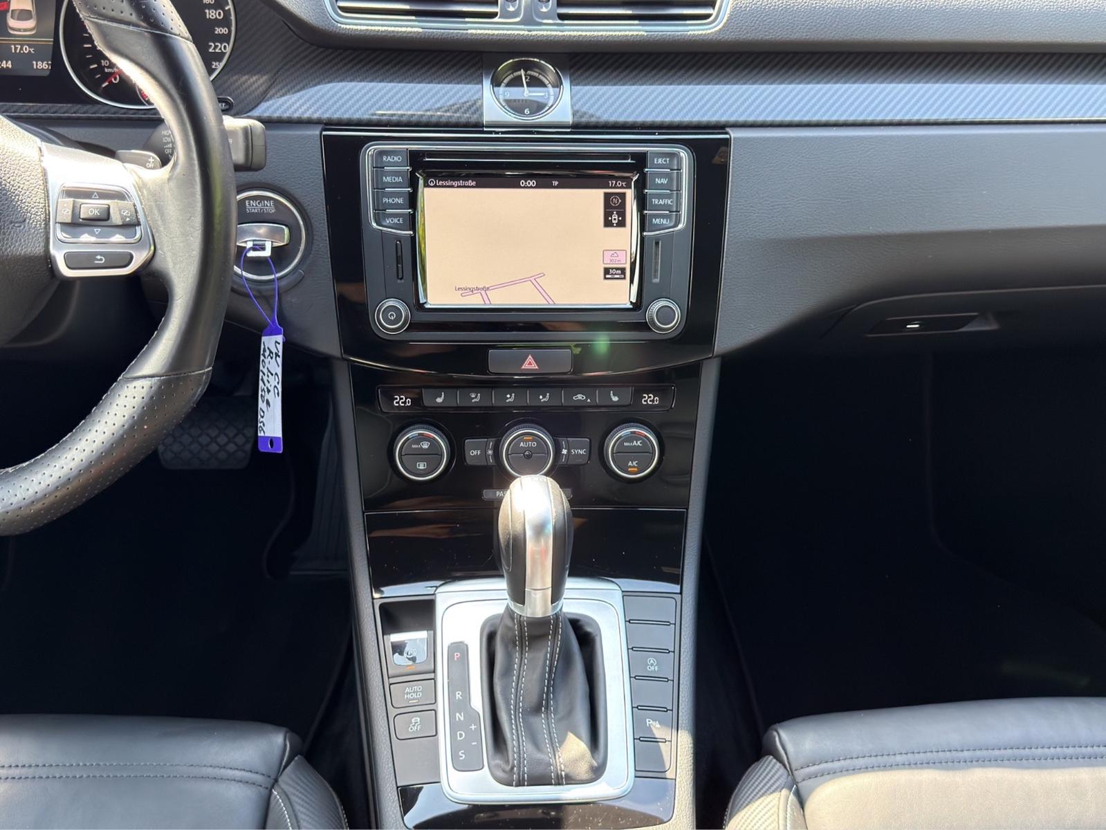 Volkswagen Passat CC R Line AHK Leder Navi PDC Bi Xenon DSG