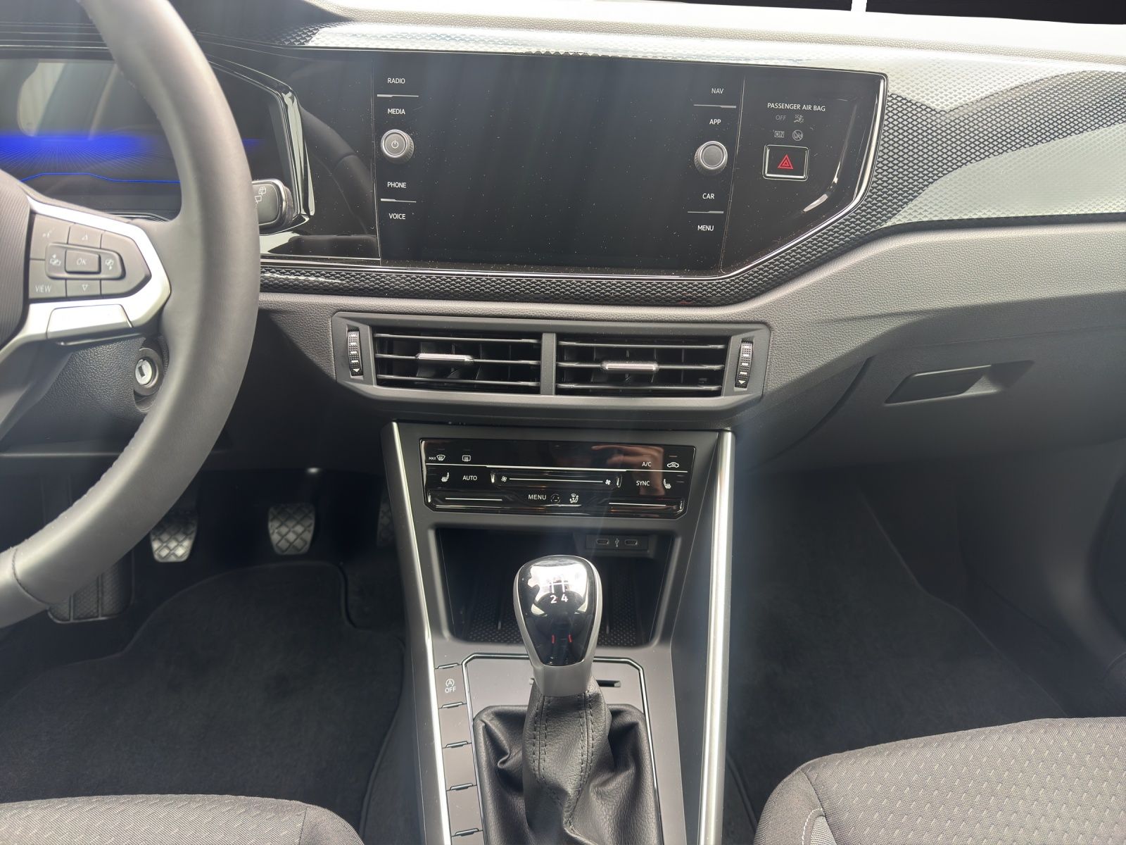 Fahrzeugabbildung Volkswagen Polo Life WR SH