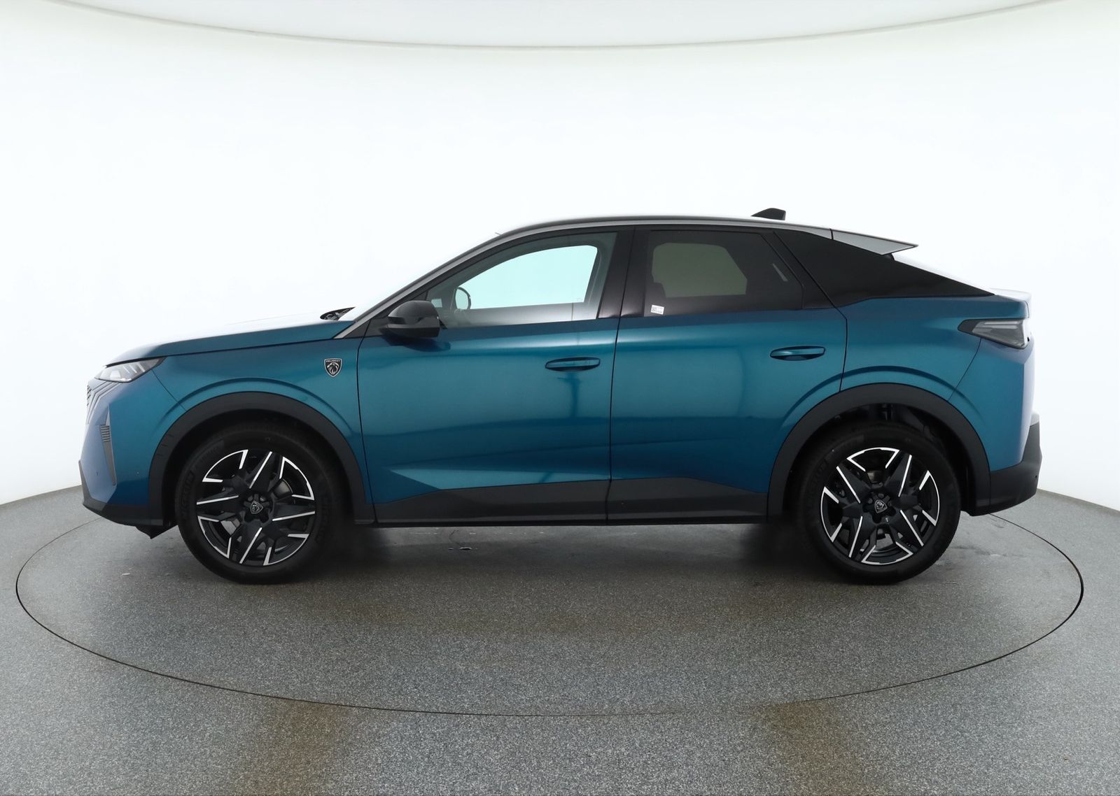 Peugeot 3008 GT 1.2 Hybrid 145 Aut. LED ACC Navi AHK imagem 2