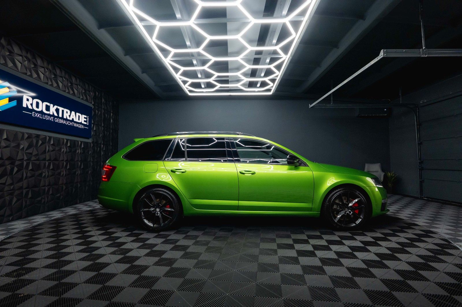 Fahrzeugabbildung SKODA Octavia Combi RS Performance *1.Hand*LED*CarPlay