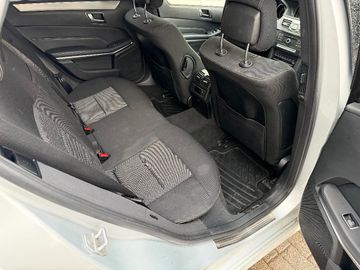 Mercedes E 250 - 10